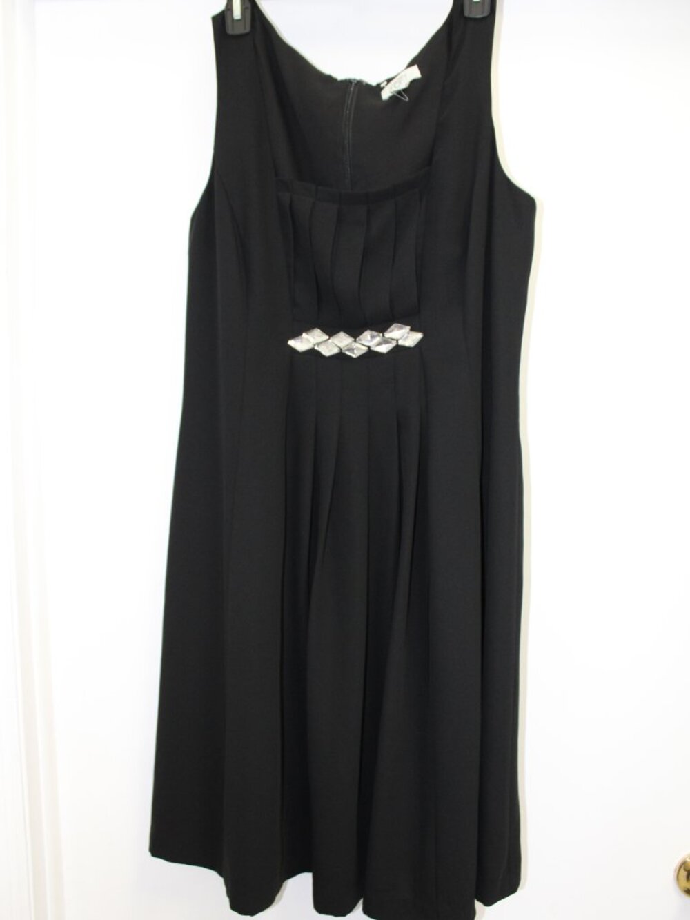 LOFT Ann Taylor Black Pleated Cocktail Dress Rhinestone Waist Sz 16
